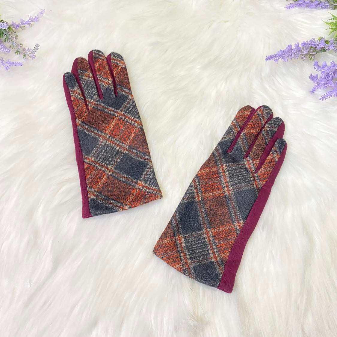 Plaid Touch Screen Texting Women Gloves