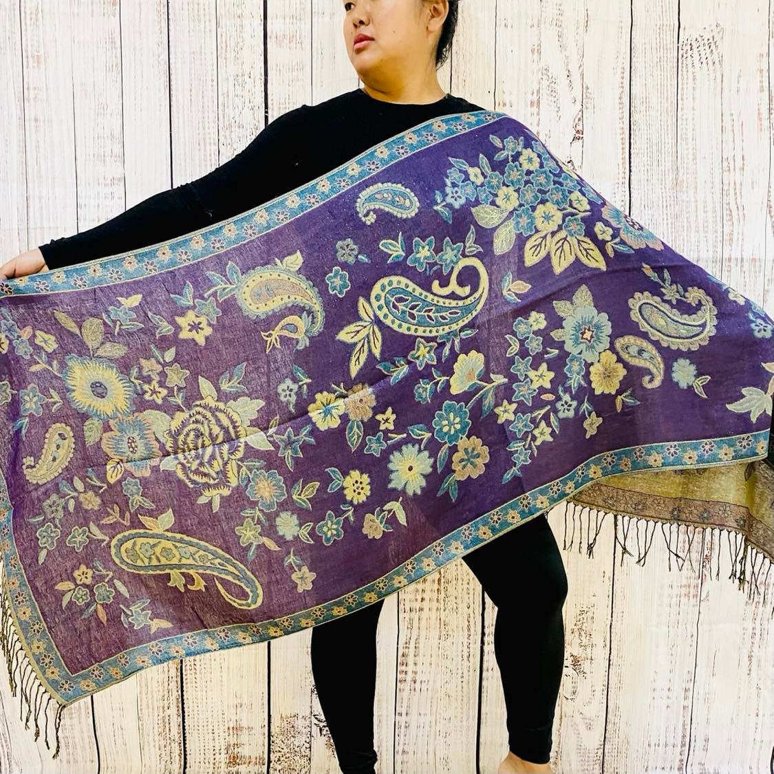 Large Paisley Design Pashmina Shawl/Wraps