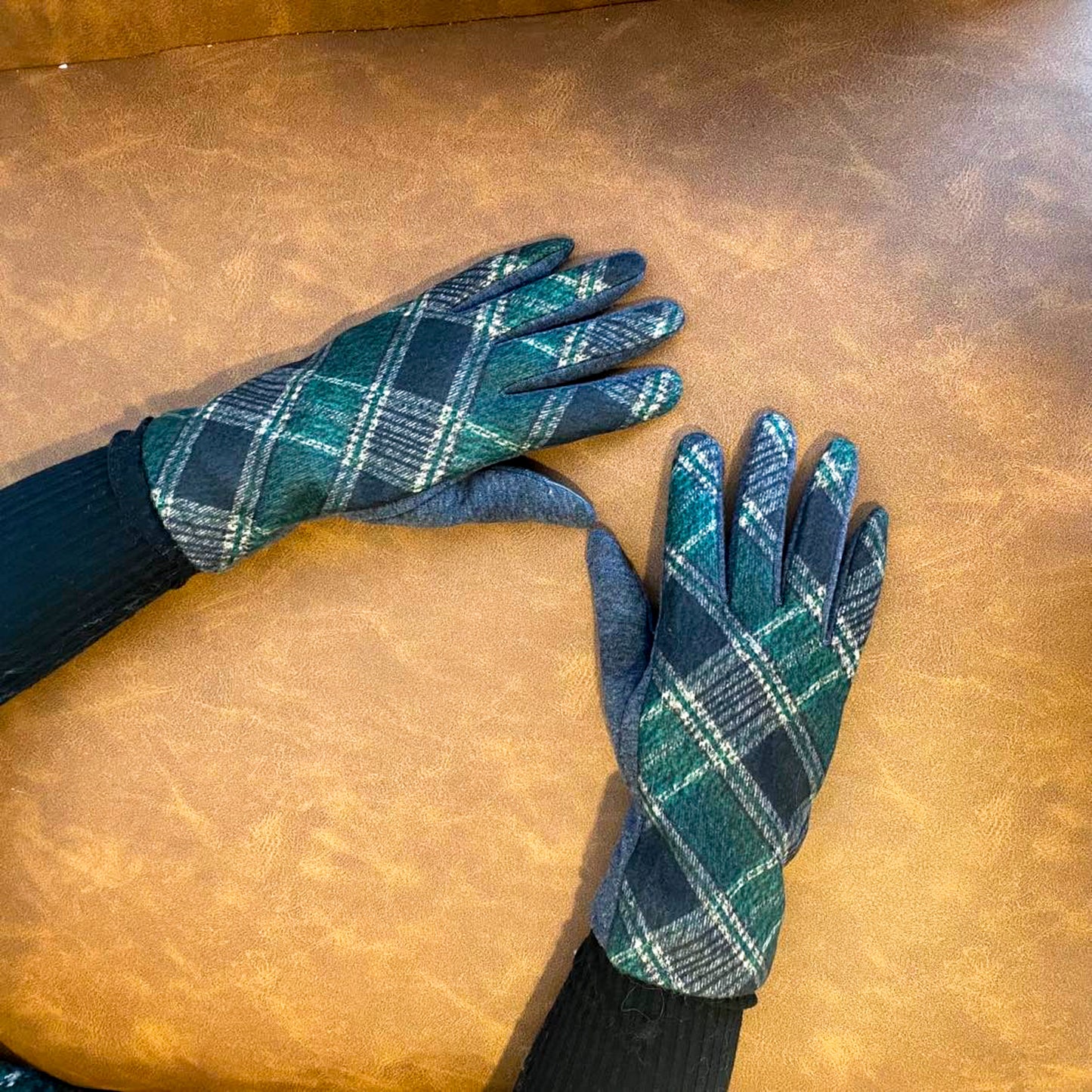 Plaid Touch Screen Texting Women Gloves