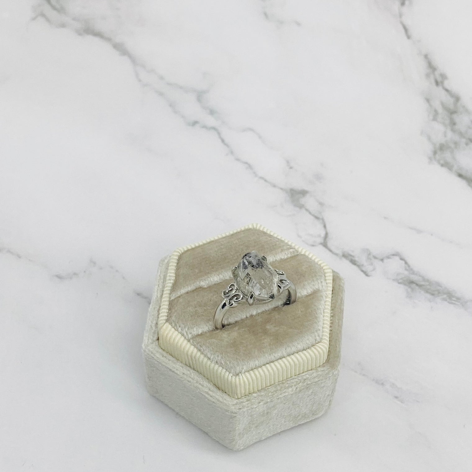 Quartz Ring, Raw Quartz Ring, Crystal Ring, Handmade Jewelry, Unique Chunky Rings, Crystal Jewelry, Gift For Her,  Birthstone Rings