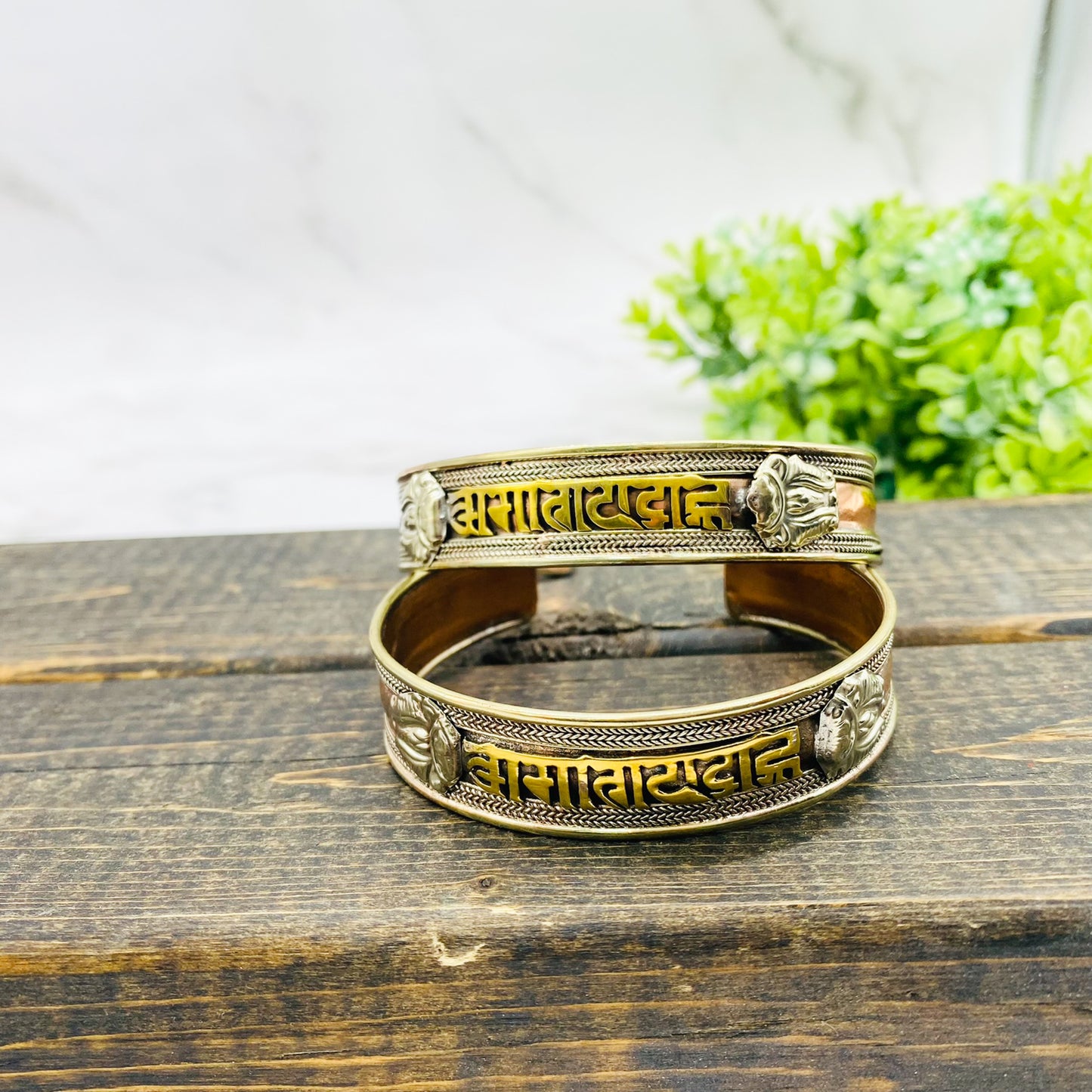 Handmade Copper Bracelet with Buddhist Healing Mantra, Copper Cuffs, Vintage Jewelry, Om Ma Ni Pa Mi Hu Bracelet, Adjustable Unisex Bracelet