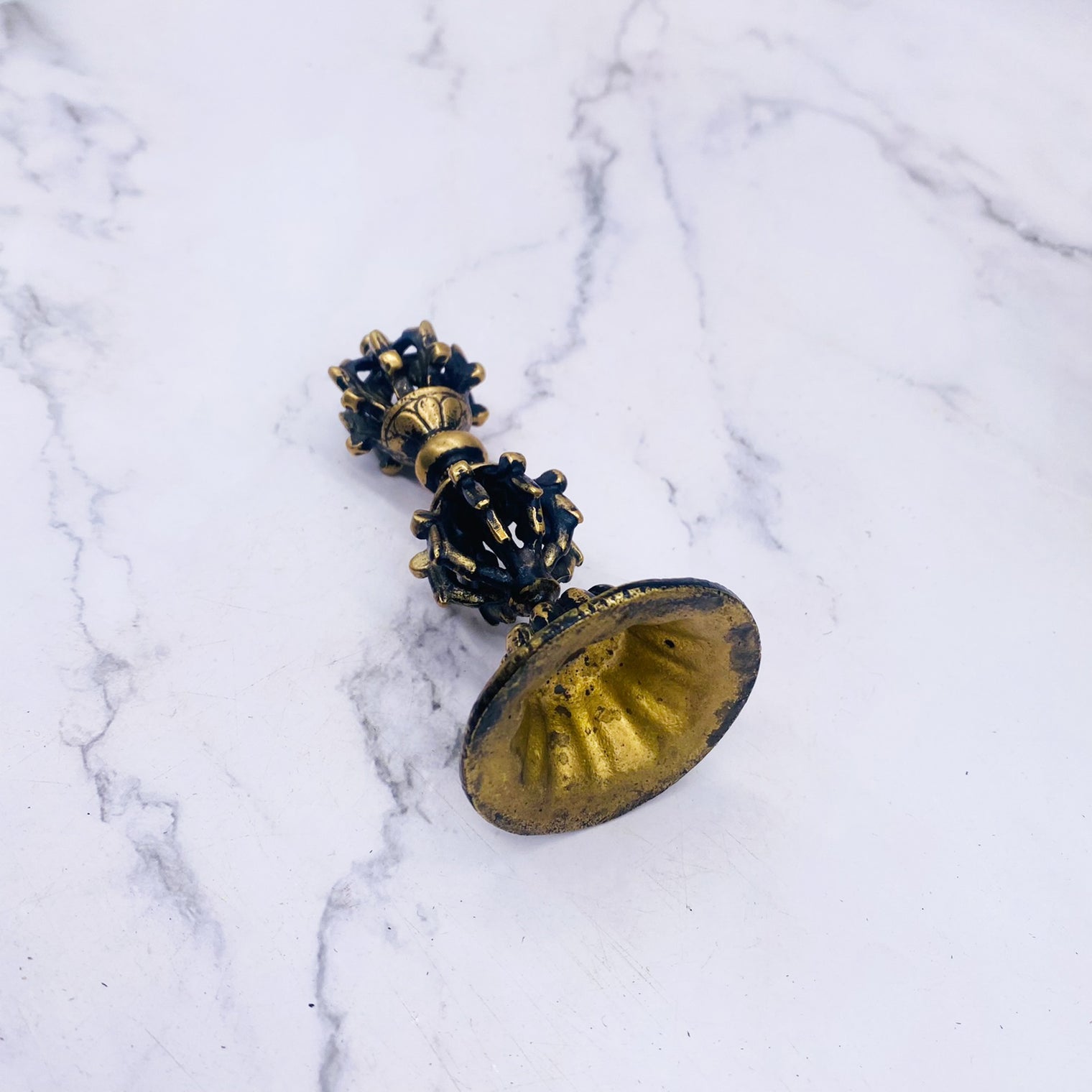 Single Vajra, Brass Dorje , Buddhist Meditation Ritual Objects, Solid Brass Vajta from Nepal,  Tibetan Tantra Vajrayana , Handmade Dorje