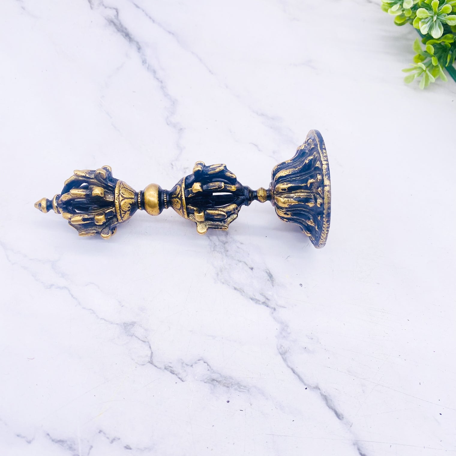 Single Vajra, Brass Dorje , Buddhist Meditation Ritual Objects, Solid Brass Vajta from Nepal,  Tibetan Tantra Vajrayana , Handmade Dorje