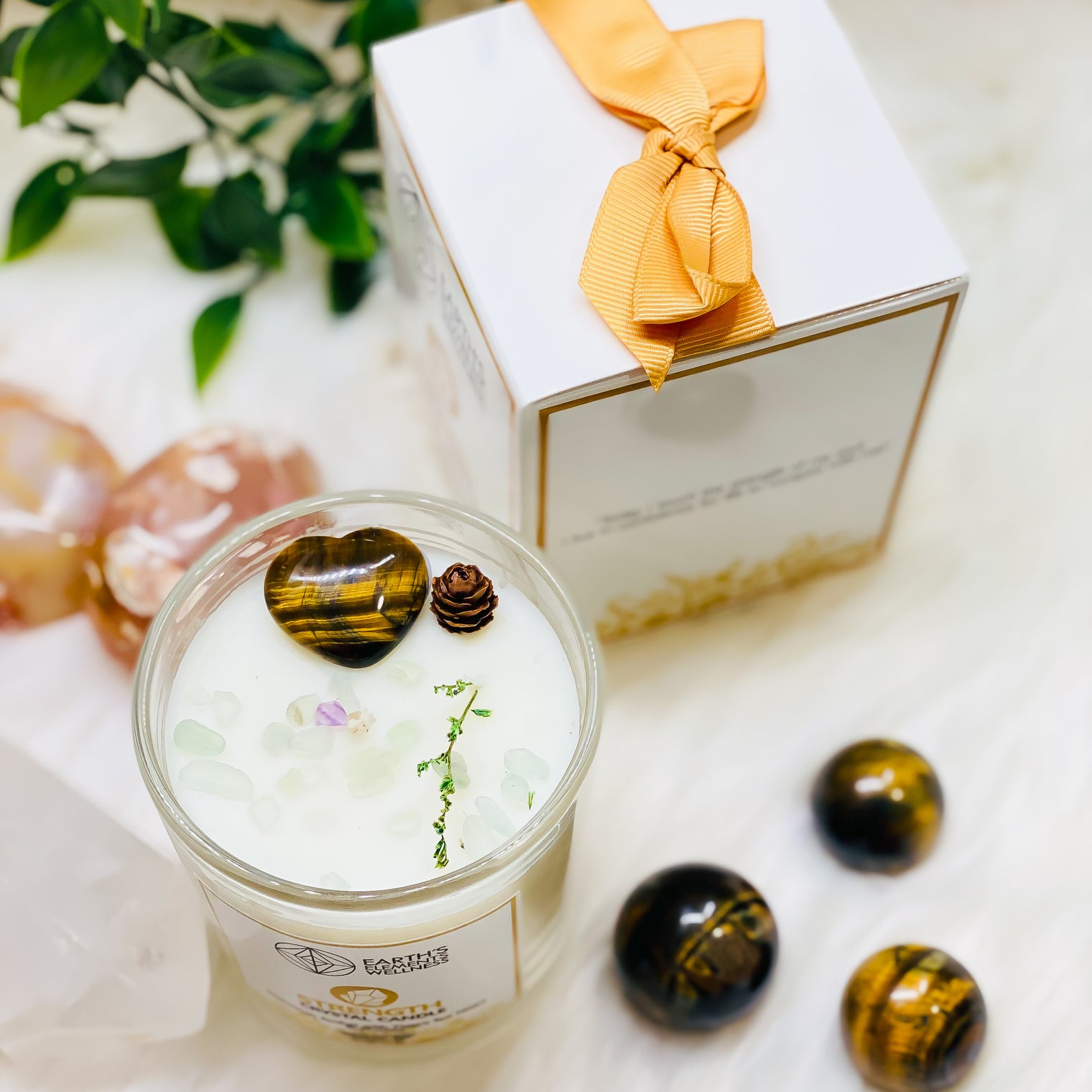 Aromatic Candle with Tiger Eye