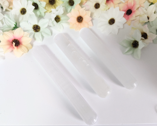 Selenite Massage Wand,Crystal Healing Wand,Large Polished Selenite Crystal Wand Stick,Stress Reliever,Healing , Soothing and Calming