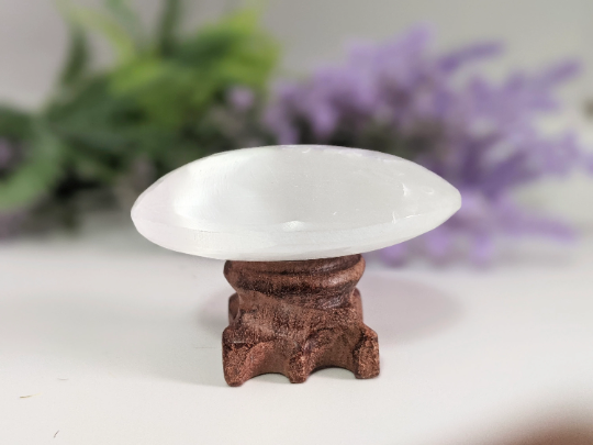 Selenite Palm Stone, Reiki Crystal, Moon Glow Selenite Gemstones, Selenite Healing Crystals,Selenite Soap Stone,Polished Selenite Charger