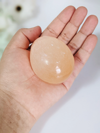 Selenite Crystal Egg,Orange Selelnite Fertility Eggs,Healing Crystal, Housewarming Gift Gemstone,Selenite Palmstones,Peach Satin Spar Egg