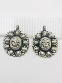 Ganesha Tibetan Silver Pendant, Ganesh,Symbol of Goodluck, Success,Elephant GaneshPendant Charm,Antique Silver Hindu Elephant, Ganesh Charm