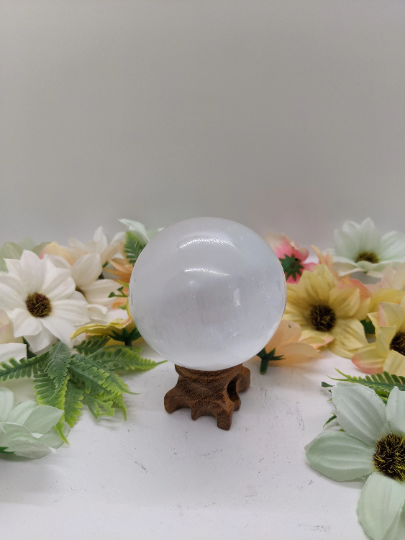 Selenite Sphere, 75mm Selenite Crystal Ball,3" Selenite Cleanse Gemstones,Calming & Healing Gemstone, Round Selenite,Crystal Spheres