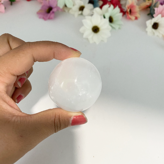 Selenite Sphere, 75mm Selenite Crystal Ball,3" Selenite Cleanse Gemstones,Calming & Healing Gemstone, Round Selenite,Crystal Spheres
