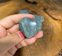 Labradorite Crystal Heart, Blue Labradorite,Small Crystal Hearts, Polished Stones,Healing Crystals, Reiki Healing, Crystal of Transformation