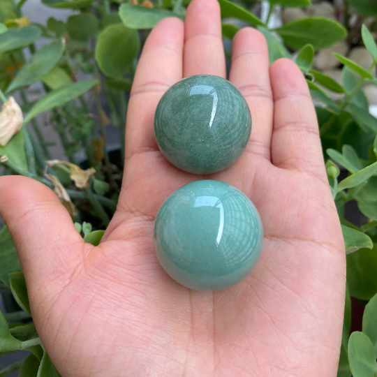 Aventurine Crystal Ball, Polished Aventurine, Sphere Gemstones, Small Aventurine, 1.1 inch Crystals, Lucky Stone Gift, Stone for Creativity