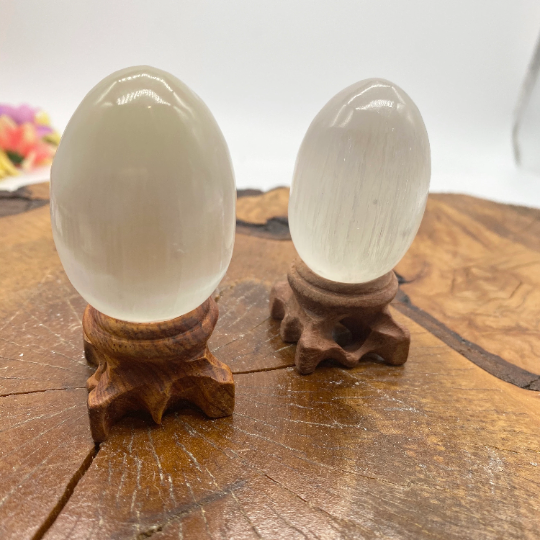 Selenite Crystal Egg,Orange Selelnite Fertility Eggs,Healing Crystal, Housewarming Gift Gemstone,Selenite Palmstones,Peach Satin Spar Egg